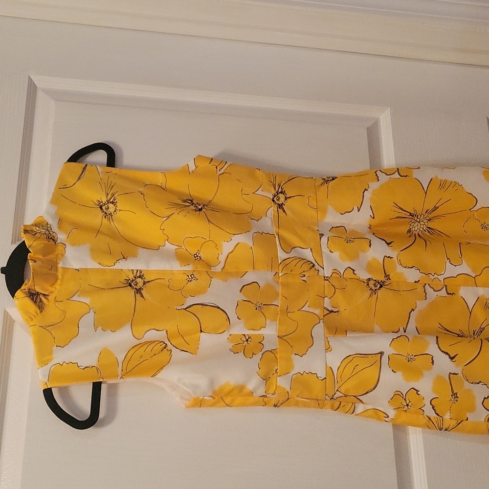 Jessica Howard Yellow and White Floral Ruffle Sheath Dress - Picture 9 of 16